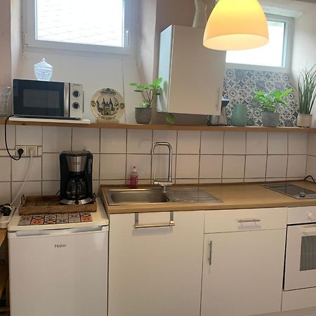 Appartement Familial Le Tanis Pontorson Exterior photo